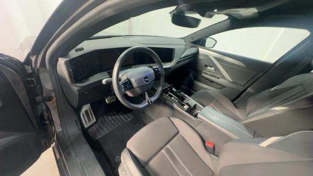 OPEL Astra usata, con Controllo automatico clima