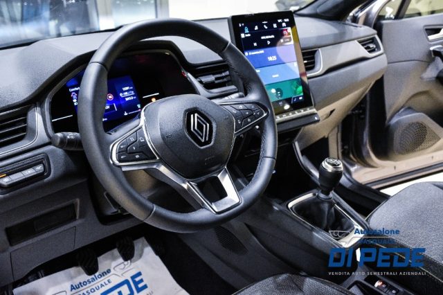 RENAULT Captur usata, con USB