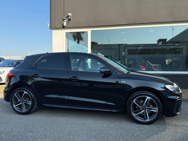 AUDI A1 usata, con Autoradio
