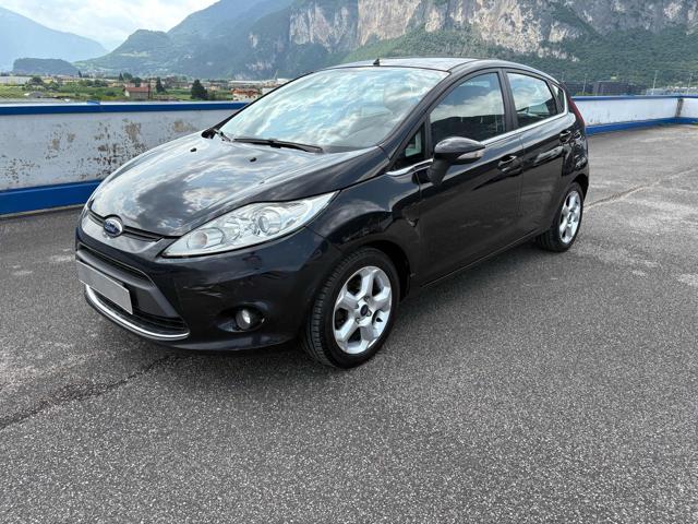 FORD Fiesta usata, con ABS