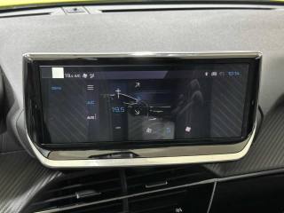 PEUGEOT 208 usata, con Sensori di parcheggio posteriori