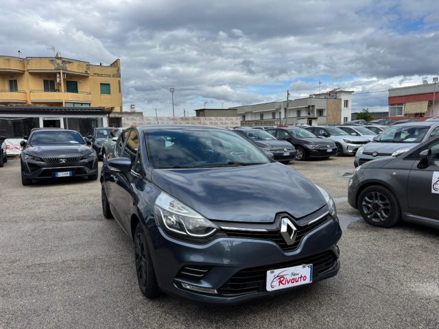 RENAULT Clio usata, con Airbag