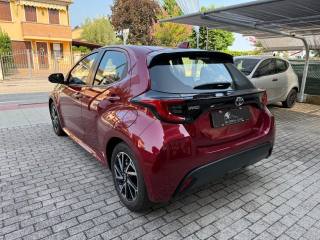 TOYOTA Yaris usata 6