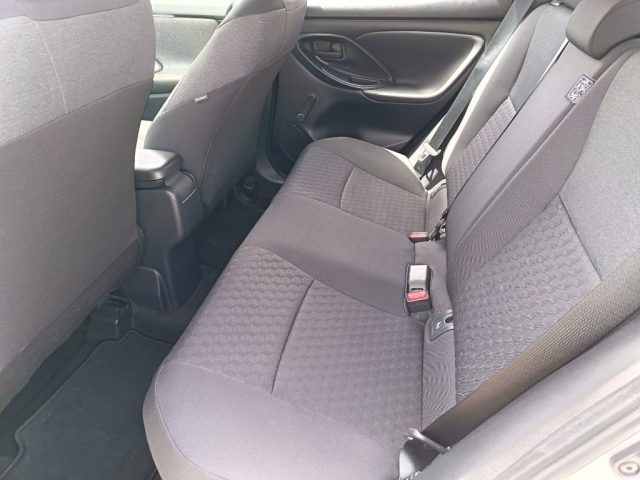 TOYOTA Yaris usata 10
