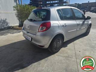 RENAULT Clio usata, con Airbag Passeggero