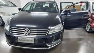 VOLKSWAGEN Passat usata, con USB