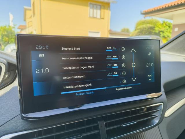 PEUGEOT 3008 usata, con Climatizzatore