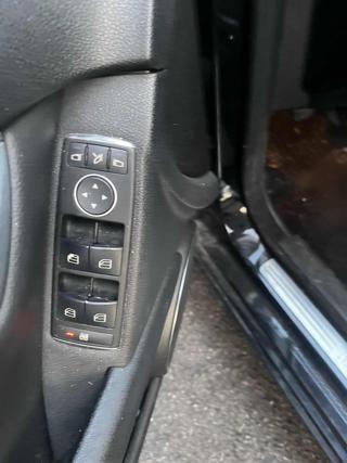 MERCEDES-BENZ C 200 usata, con Chiusura centralizzata