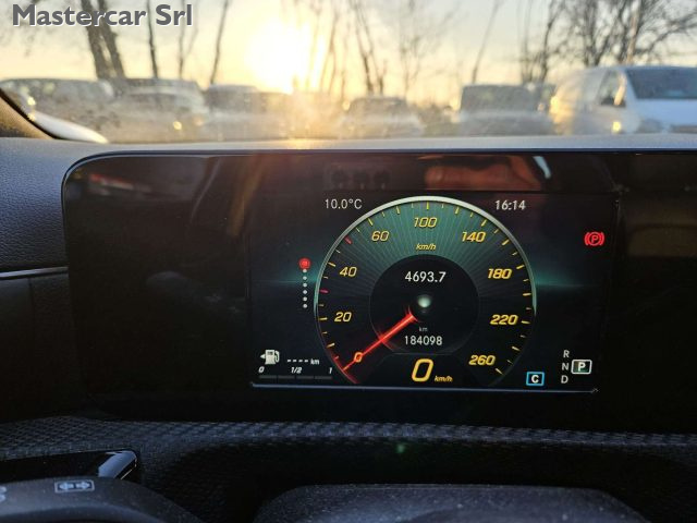 MERCEDES-BENZ A 180 usata, con Fari full-led