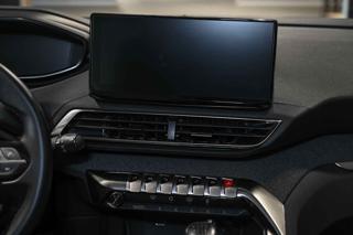 PEUGEOT 3008 usata, con USB