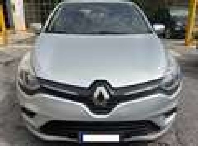 RENAULT Clio usata, con ABS