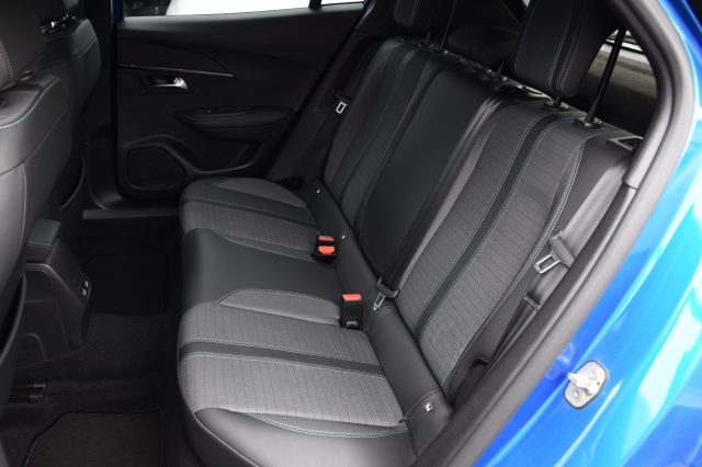 PEUGEOT 2008 usata, con Boardcomputer