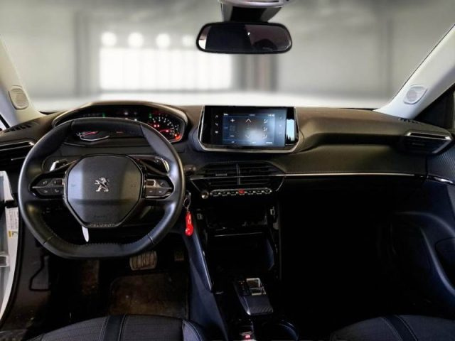 PEUGEOT 2008 usata, con Airbag laterali