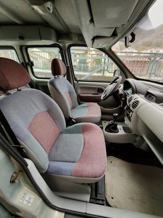 RENAULT Kangoo usata, con Specchietti laterali elettrici