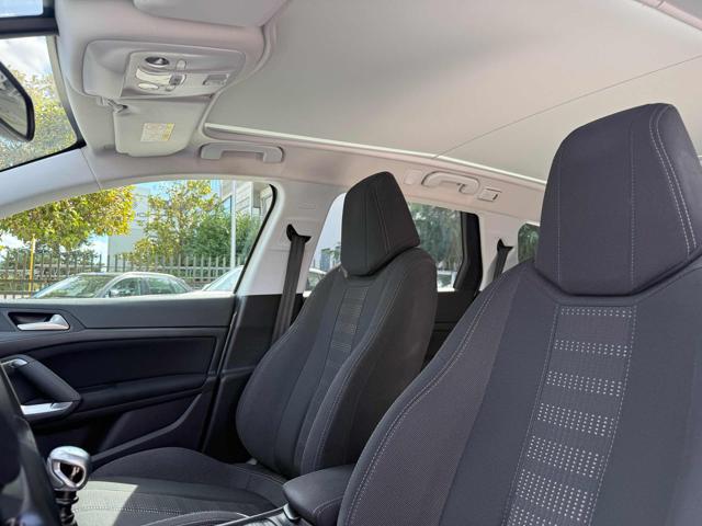 PEUGEOT 308 usata, con Park Distance Control