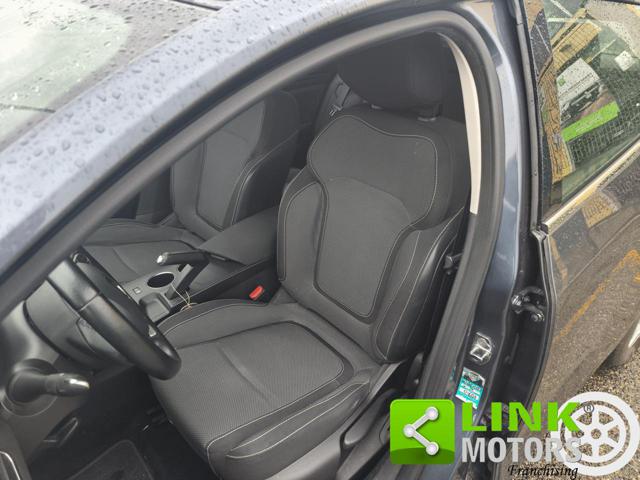 RENAULT Megane usata 8