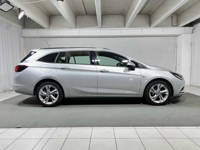OPEL Astra usata, con Chiusura centralizzata