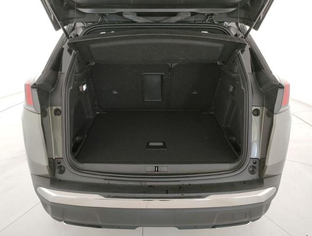 PEUGEOT 3008 usata, con Autoradio digitale