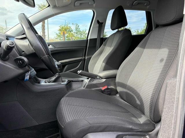 PEUGEOT 308 usata, con Autoradio