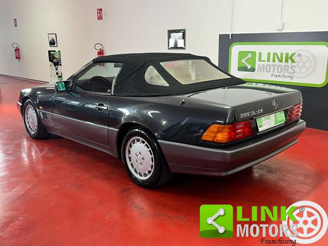 MERCEDES-BENZ SL 300 usata, con Volante in pelle
