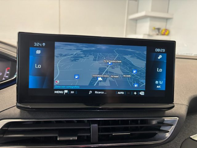 PEUGEOT 5008 usata, con Cruise Control