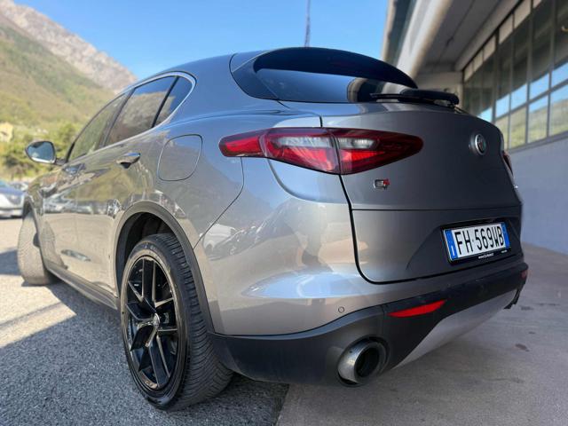 ALFA ROMEO Stelvio usata, con Alzacristalli elettrici
