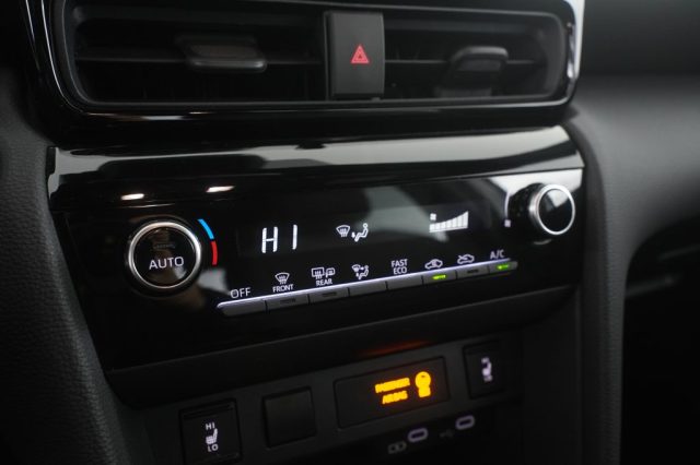 TOYOTA Yaris Cross usata 11