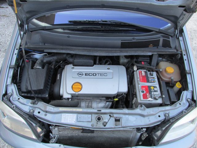 OPEL Zafira usata, con Volante in pelle