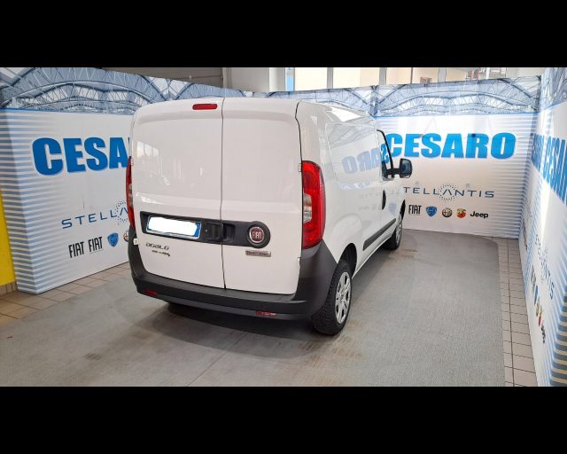 FIAT Doblo usata, con Controllo automatico clima