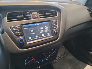 HYUNDAI i20 usata, con ESP