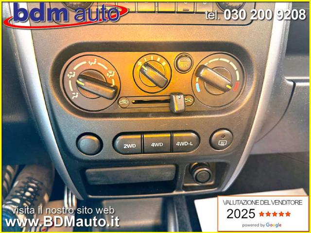 SUZUKI Jimny usata, con Servosterzo