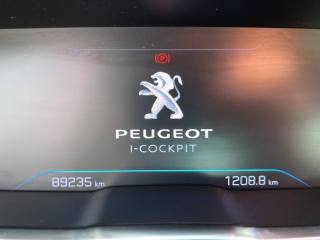 PEUGEOT 5008 usata, con Fendinebbia
