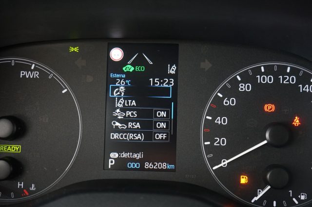 TOYOTA Yaris usata 35