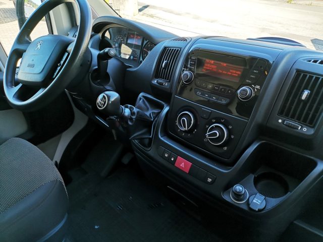 PEUGEOT Boxer usata, con Vivavoce