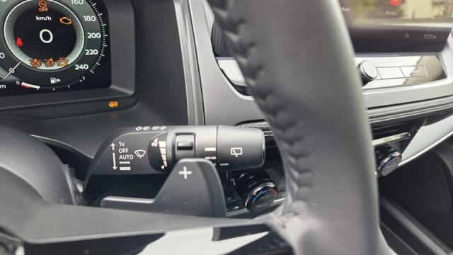 NISSAN Qashqai usata, con Bluetooth