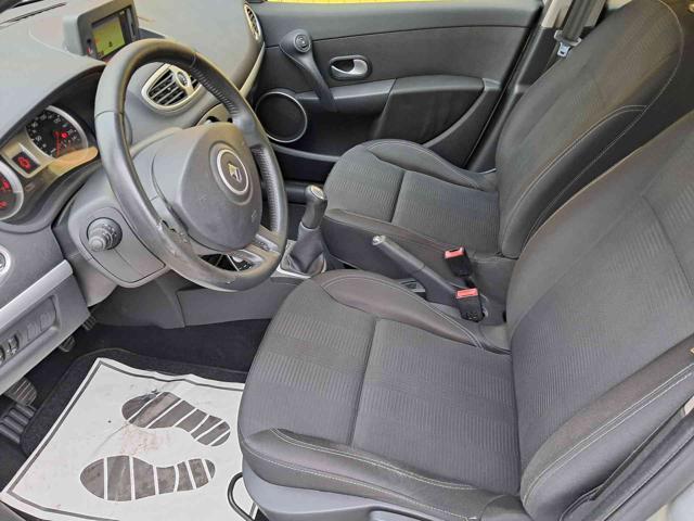 RENAULT Clio usata, con Sistema di navigazione