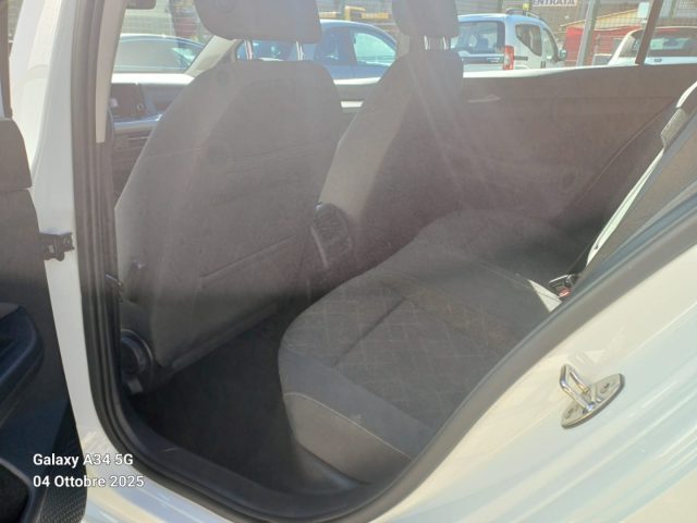 VOLKSWAGEN Golf usata, con ESP