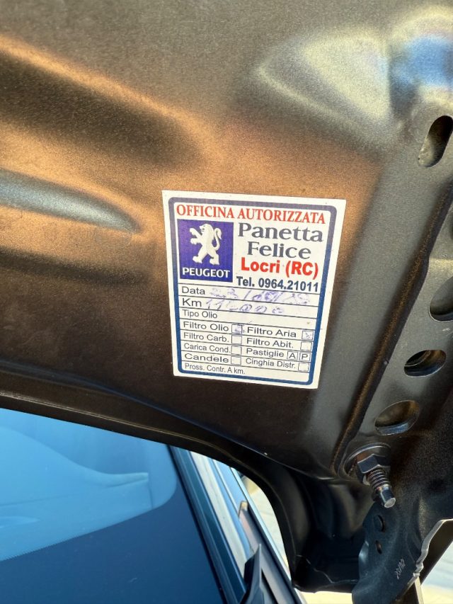 PEUGEOT 3008 usata, con Bracciolo