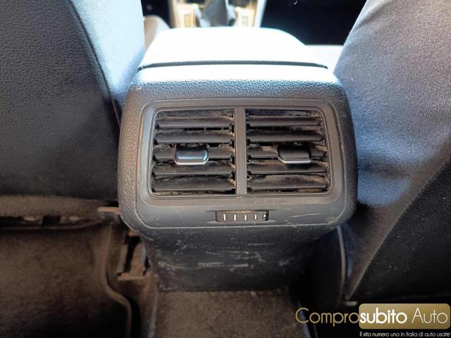 VOLKSWAGEN Golf usata, con Servosterzo