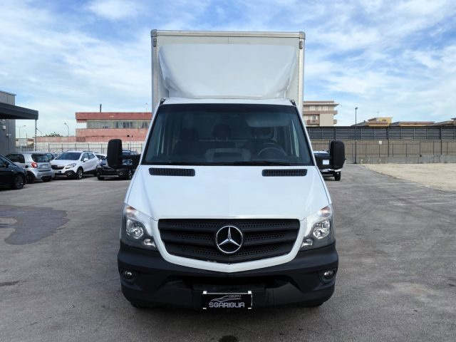 MERCEDES-BENZ usata 8