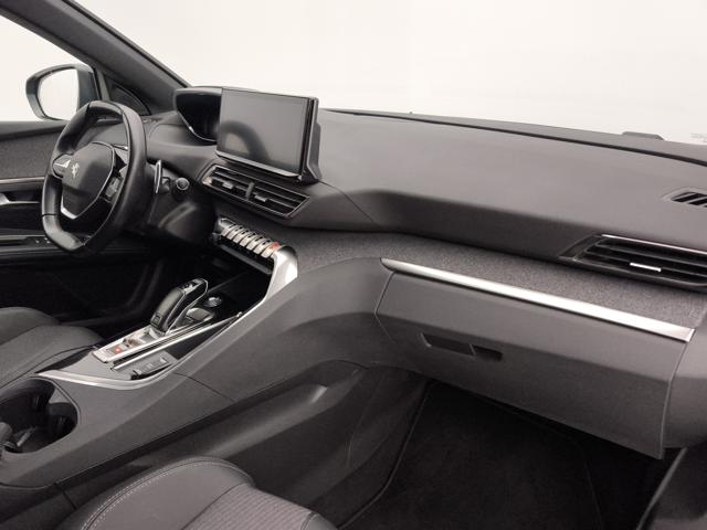 PEUGEOT 5008 usata, con Volante multifunzione