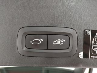 VOLVO XC40 usata, con Specchietti laterali elettrici
