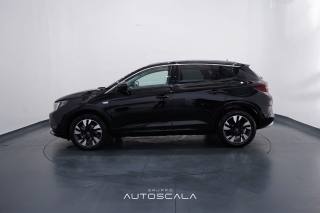 OPEL Grandland usata, con Alzacristalli elettrici