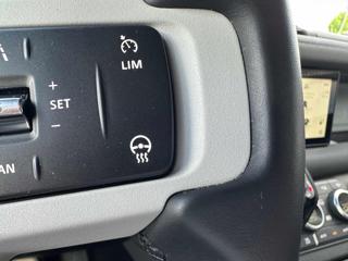 LAND ROVER Defender usata, con Controllo vocale