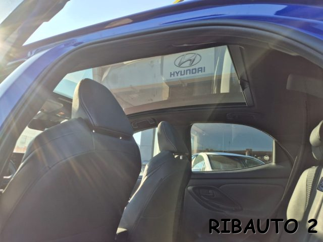 TOYOTA Yaris usata, con Airbag