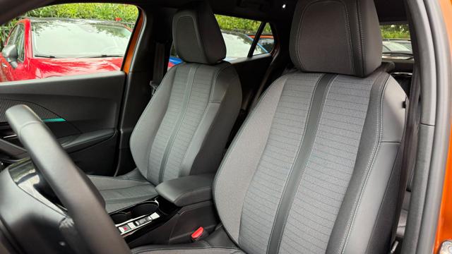 PEUGEOT 2008 usata, con Portapacchi