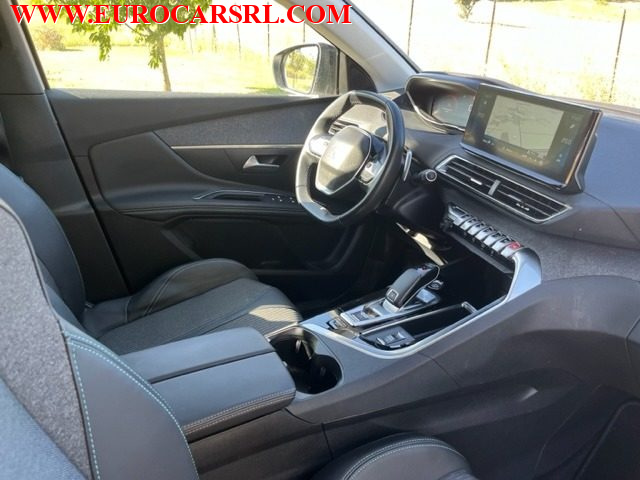 PEUGEOT 3008 usata, con Sensori di parcheggio posteriori