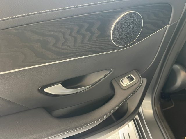 MERCEDES-BENZ GLC 220 usata, con Fari LED
