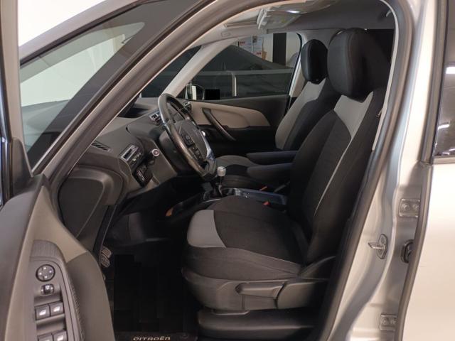 CITROEN Grand C4 Picasso usata, con Gancio traino