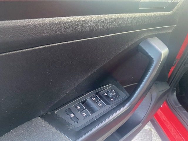 VOLKSWAGEN T-Roc usata, con Chiusura centralizzata